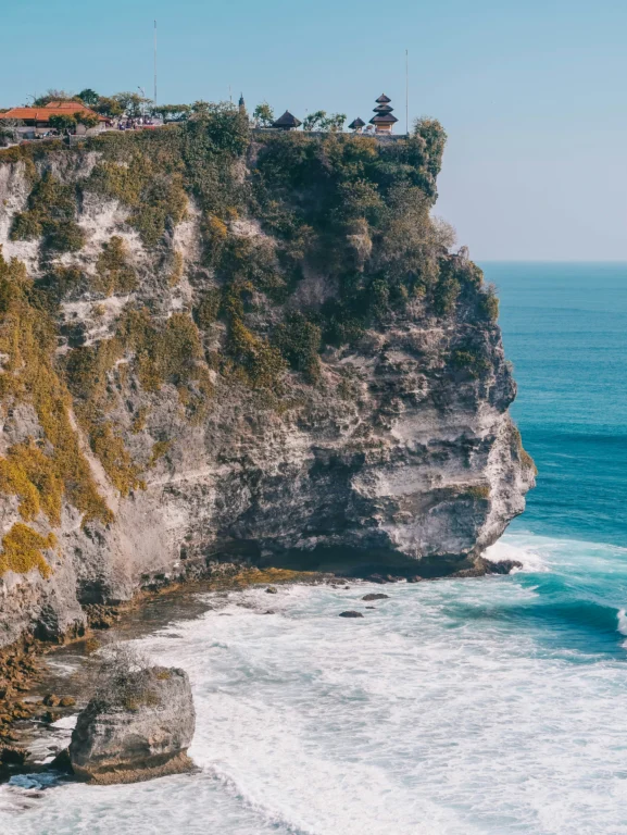 uluwatu temple bali falaises sud bali
