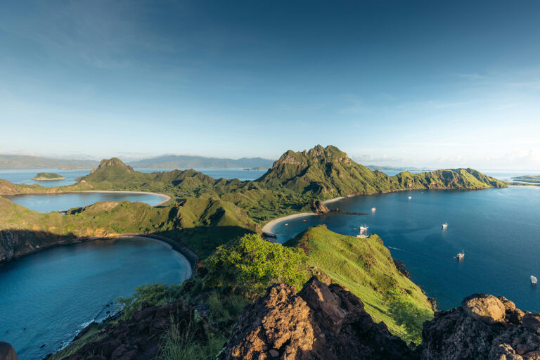 Paysages naturels de Rinca et Komodo